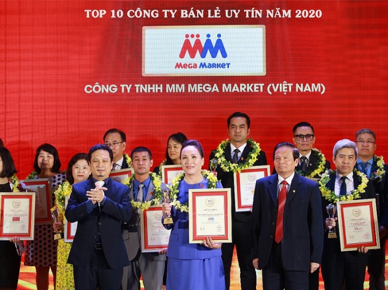 1409-ynh-1-ba-tryn-kim-nga-giam-yyc-yyi-ngoyi-mm-mega-market-viyt-nam-nhyn-giyi-thyyng