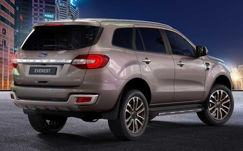 Ford Everest 2021 duoc ra mat tai Thai Lan anh 4