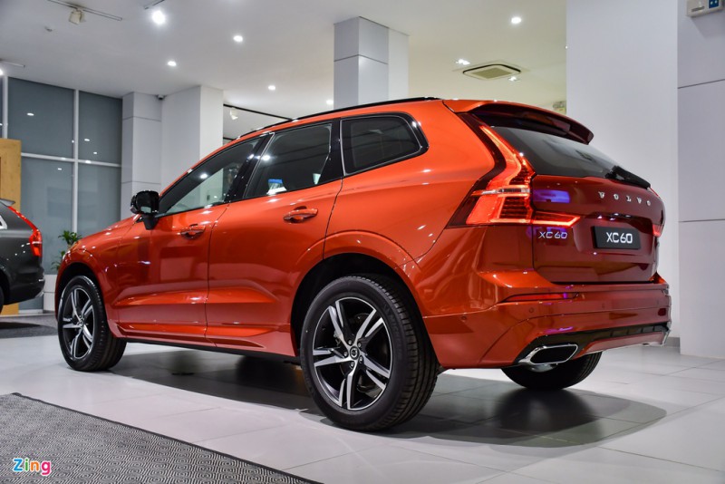 Volvo XC60 R-Design tai Viet Nam anh 2