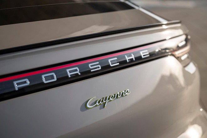 Porsche nang cap Cayenne E-Hybrid 2021 anh 5