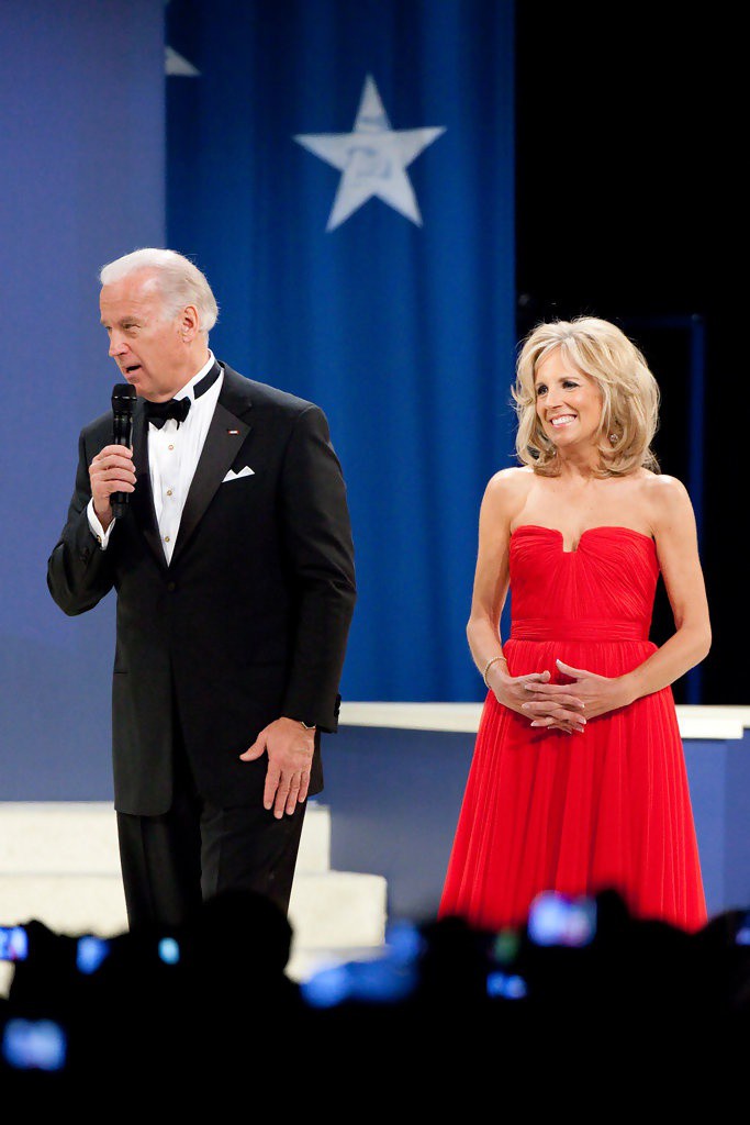 Ba Jill Biden thich mac do thanh lich anh 9