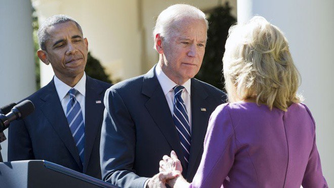 Ong Biden va Obama mac do giong nhau anh 2