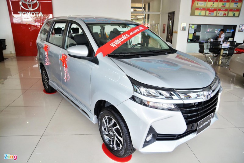 Mitsubishi Xpander bo xa Toyota Innova trong thang 10 anh 7