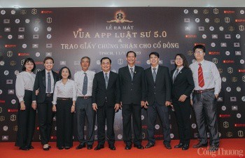 Hỗ trợ pháp lý cho cộng đồng qua ứng dụng King Attorney