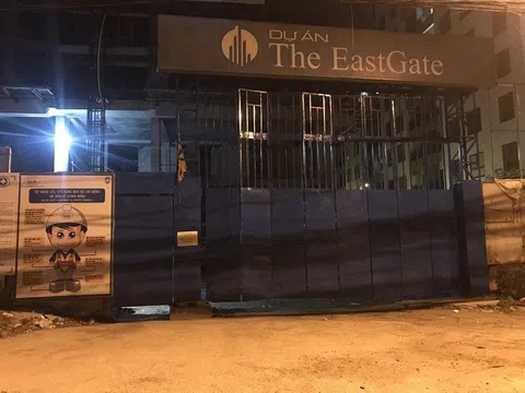 Một công nhân bị tử vong vì rơi từ tầng 13 xuống tại chung cư The Eastgate