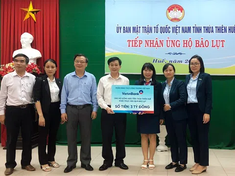 VietinBank dành hơn 15 tỷ đồng hỗ trợ đồng bào miền Trung bị lũ lụt