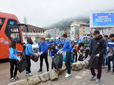 Tuổi trẻ Lào Cai chung tay chống rác thải nhựa