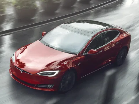 Tesla từ chối yêu cầu triệu hồi xe tại Trung Quốc