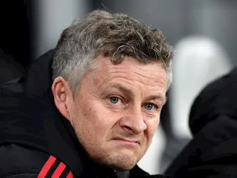 Sự bất lực của Solskjaer khi MU thua Arsenal