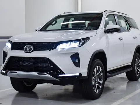 Giá lăn bánh các xe SUV ăn khách tại Việt Nam