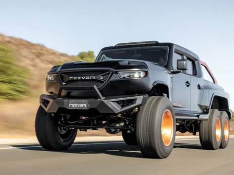 Siêu bán tải Rezvani Hercules 6×6 có giá bán gần nửa triệu USD