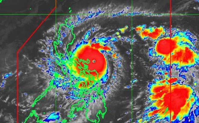 Goni thành siêu bão mạnh nhất năm, gần 1 triệu người được sơ tán